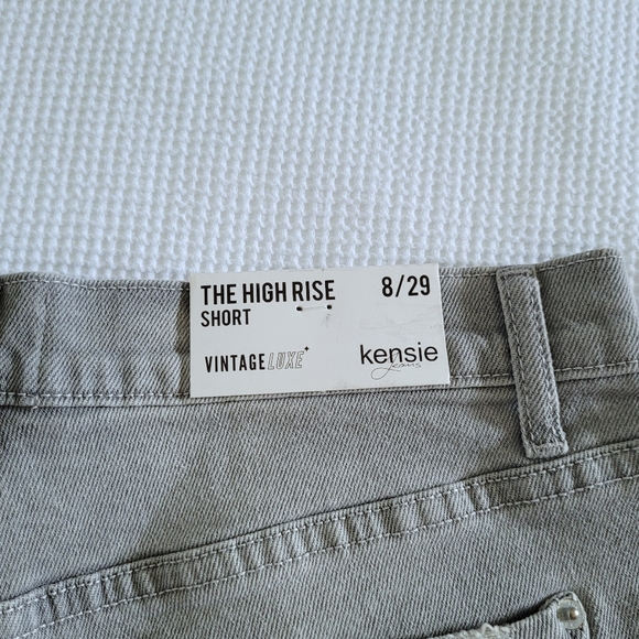 Kensie Jeans👖 Vintage Luxe Moonlight🌙 Denim Shorts - NWT - Picture 4 of 12